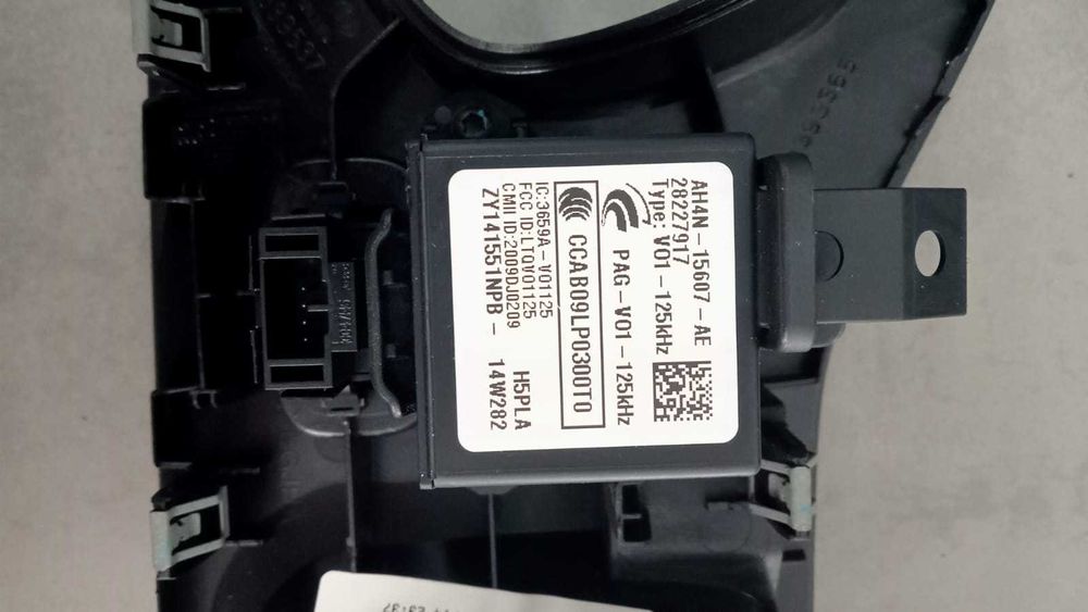 Aro do Quadrante com Comutador de Arranque Start/ Stop Volvo V40 2014 em Stock