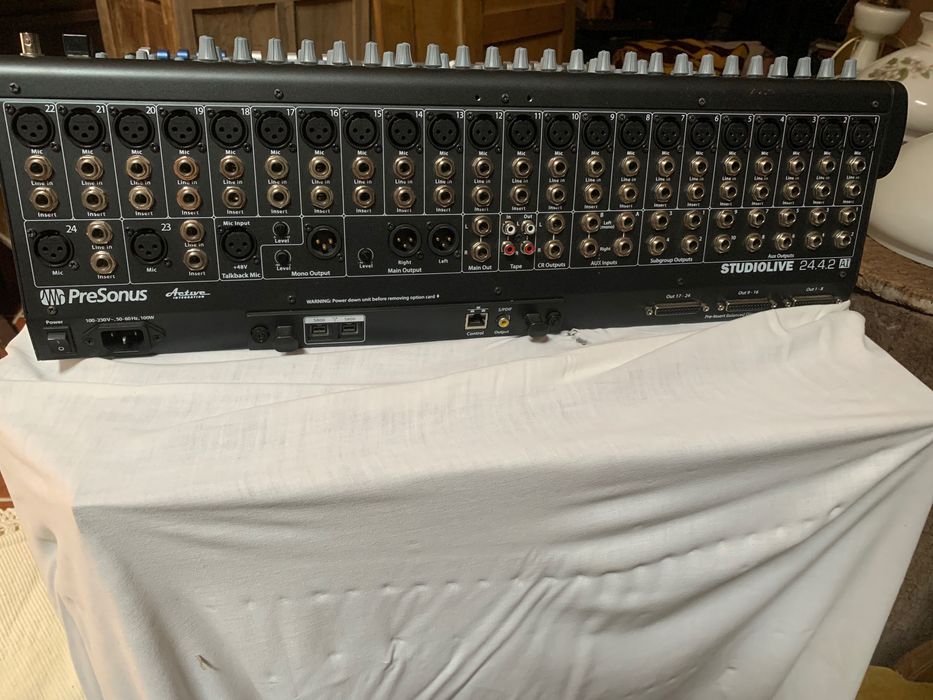 Mesa de mistura Presonus StudioLive 24.4.2 AI