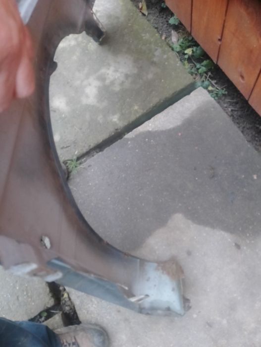 Крило ліве Форд Оріон 2.