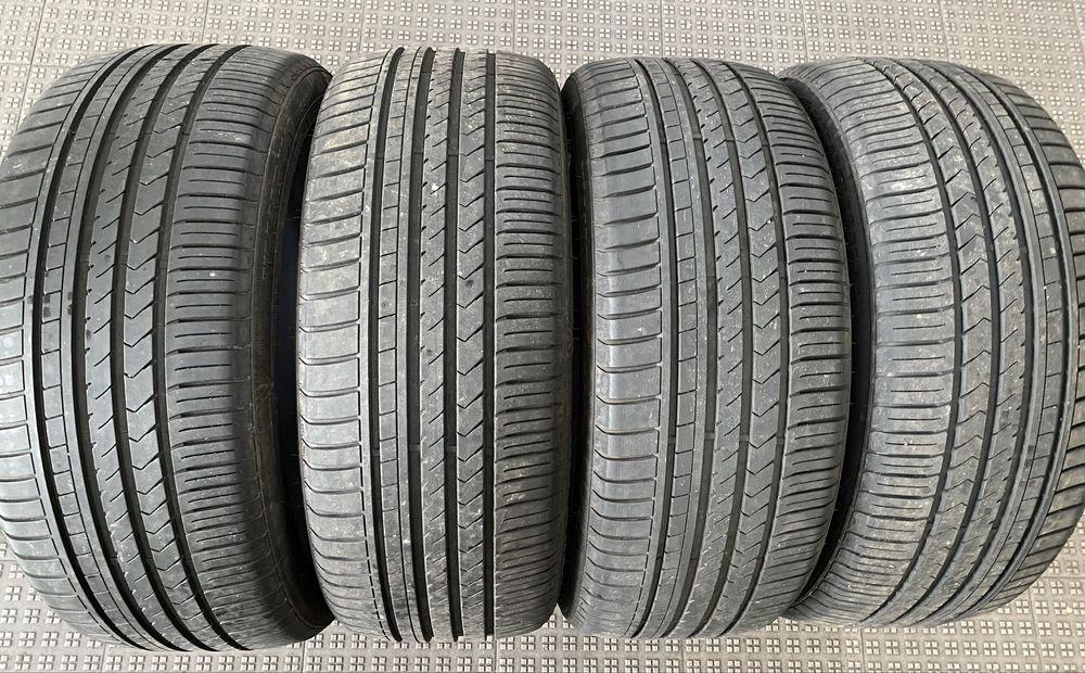 Pneus 255/40 r 21  usados