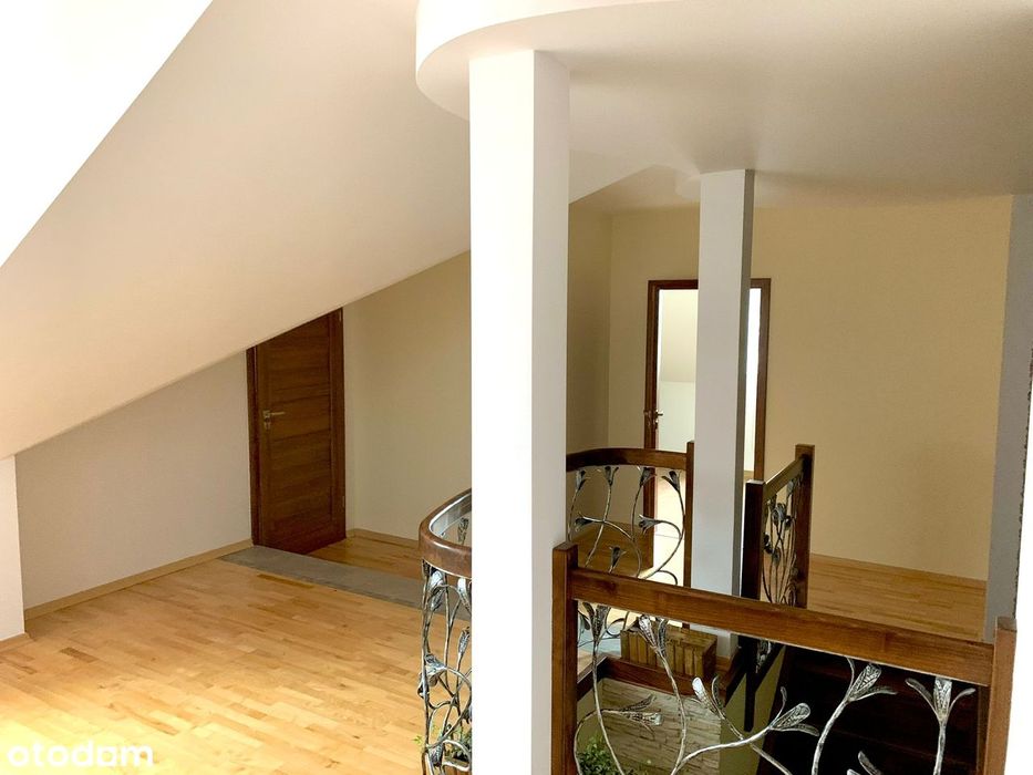Dom pod Dęblinem | ogrodzona działka 2418 m² | dwustanowiskowy garaż