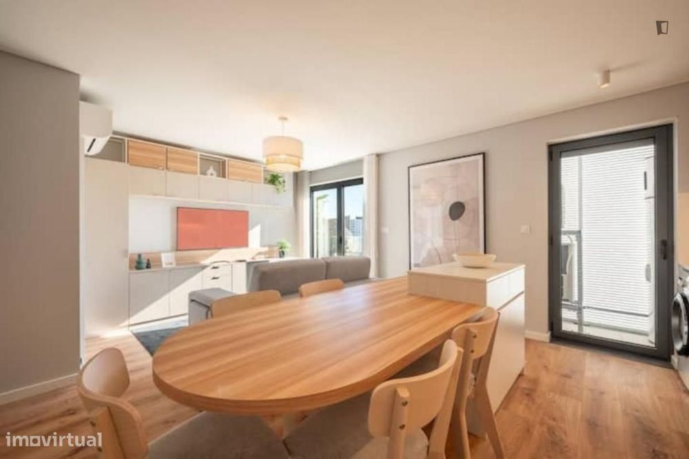 Apartamento com 2 quartos - localizado em Lumiar Lisbon