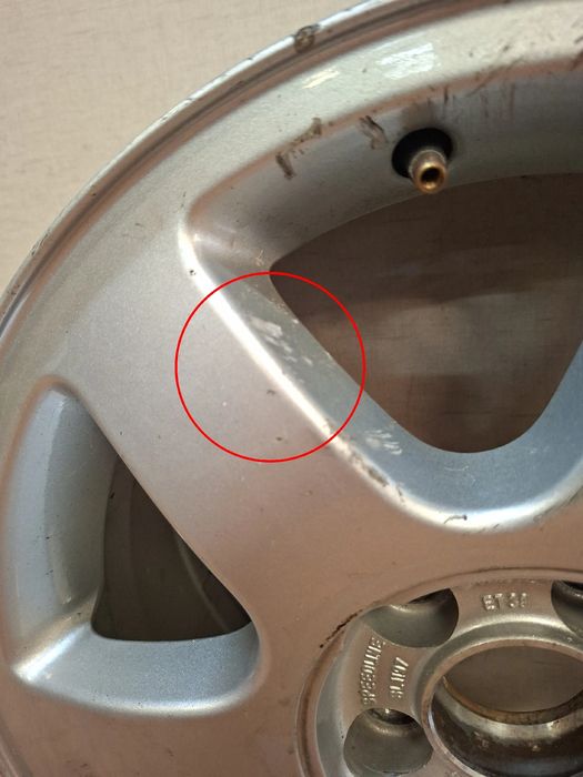 Jante frente direita AUDI A3 (8L1)