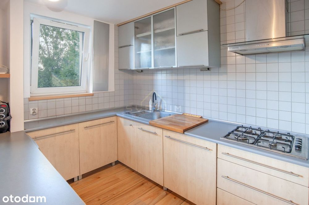 M-3 Centrum z balkonem.