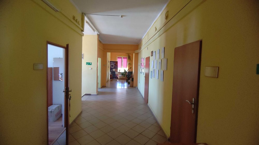 Budynek biurowy z działką 851 m² – Kędzierzyn-Koźle, Azoty - Widok 5