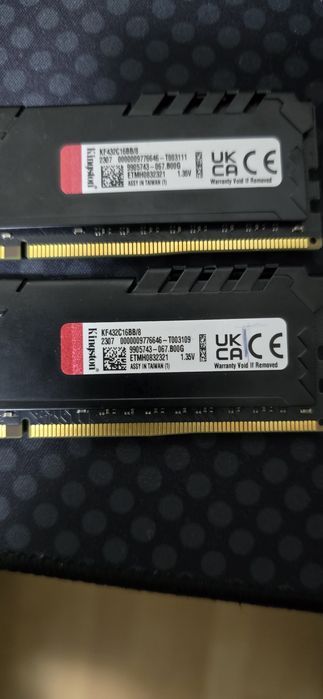 Memória RAM DDR4 3200 8Gbx2