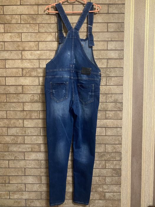 Комбінезон джинсовий жіночий