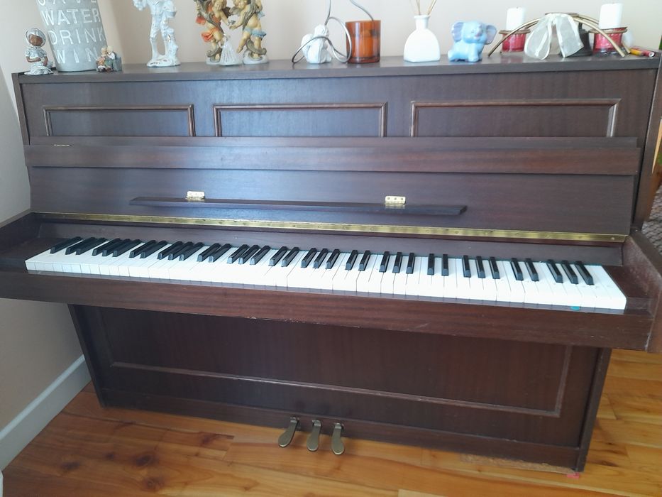 Pianino dębowe Legnica