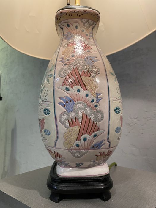 Wiekowa Lampa Stolowa Azja
