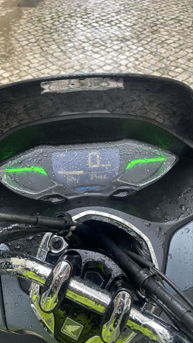 Honda Pcx 2022 em otimo estado