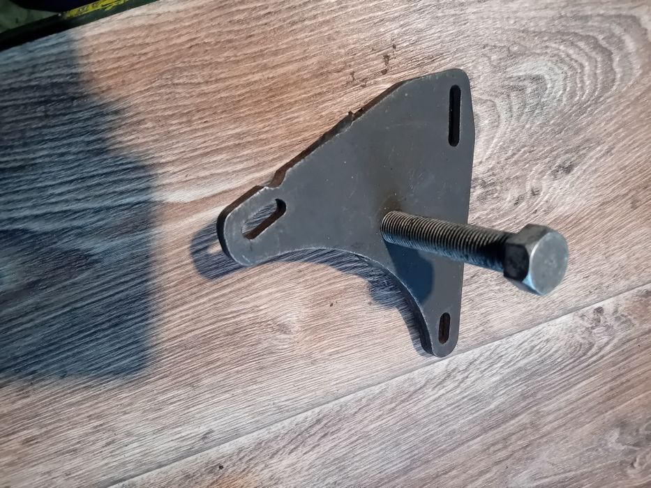 Продам съемник  для разных работ чсср