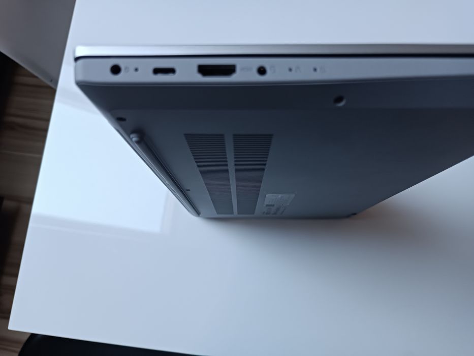 Lenovo IdeaPad 5 i7-1065G7 / 8GB / 512GB SSD / Win10 / Stan bdb.