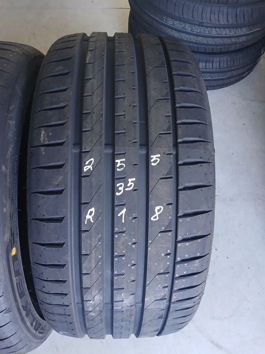 2 pneus 255 35 r18 Falken Novos