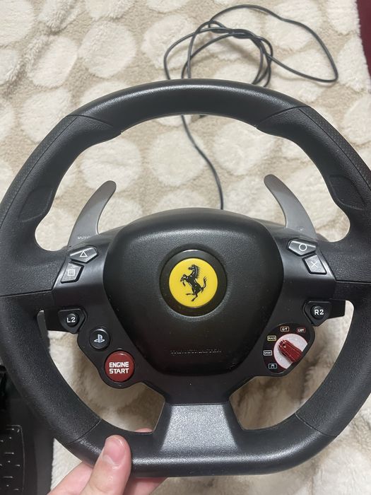 Trustmaster T80 ediçao Ferrari 488 GTB