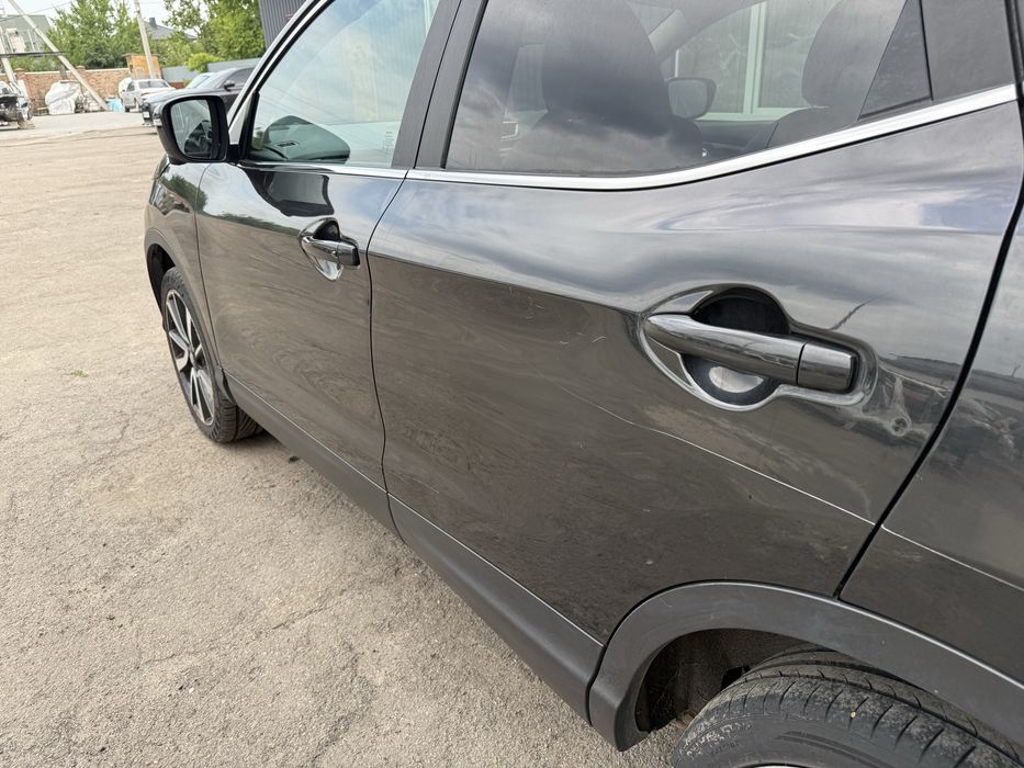 Двері Nissan Rogue sport дверка передня задня Рог споркт Qashqai j11 Z11G двері задні праві ліві Кашкай джі11