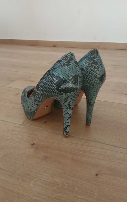 Szpilki damskie Kazar