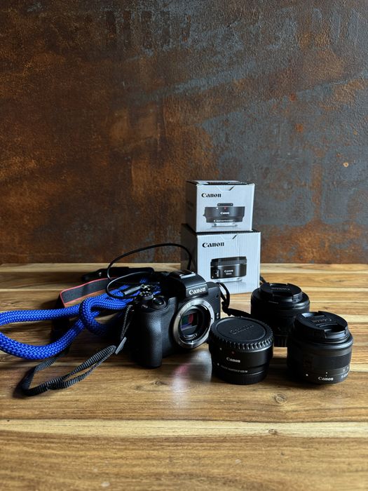 Продаж: Комплект Canon EOS M50 Mark II + 2 об'єктиви (Кіт + 50mm) + Адаптер EF-EOS M