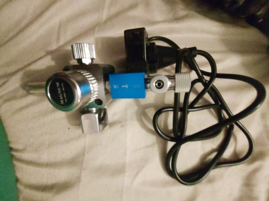 Oddam cześć do zestawu CO2, cześć nowa ale podobna zepsuta, nieszczeln