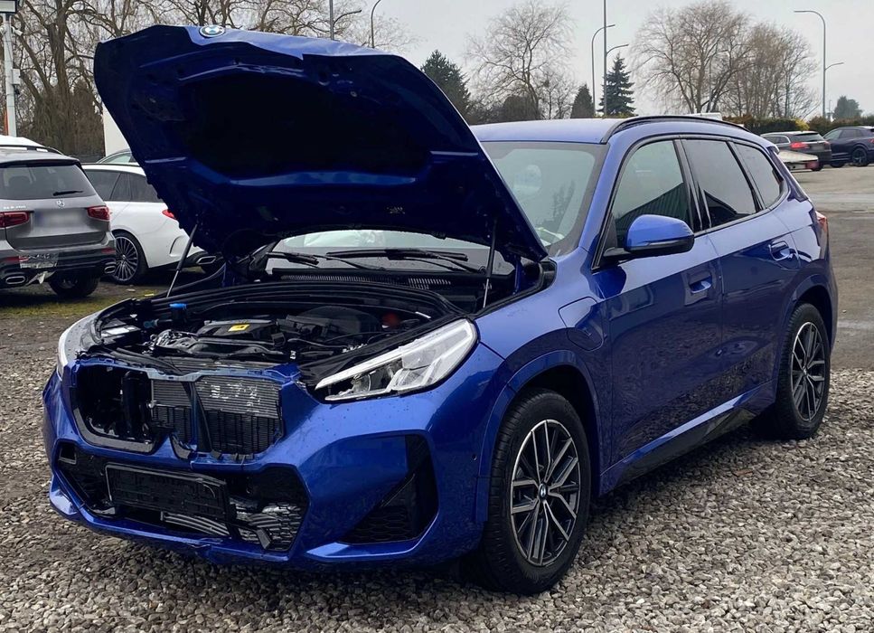 BMW X1 U11 Бампер передній Розборка