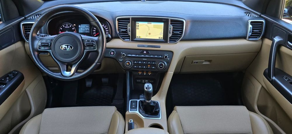 Kia Sportage 1.6i z P0LSKiEG0 SAL0NU BUiSNES-LiNE-HAK-Bi-XENON/LED-Navi-Kam-Zamiana