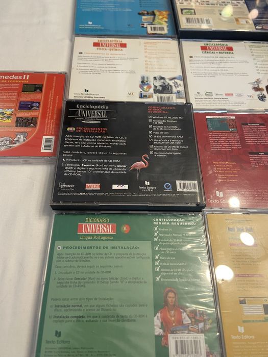 7 CD-ROM + 2 Enciclopédias (1998‑2001) – Universal / Porto / Texto