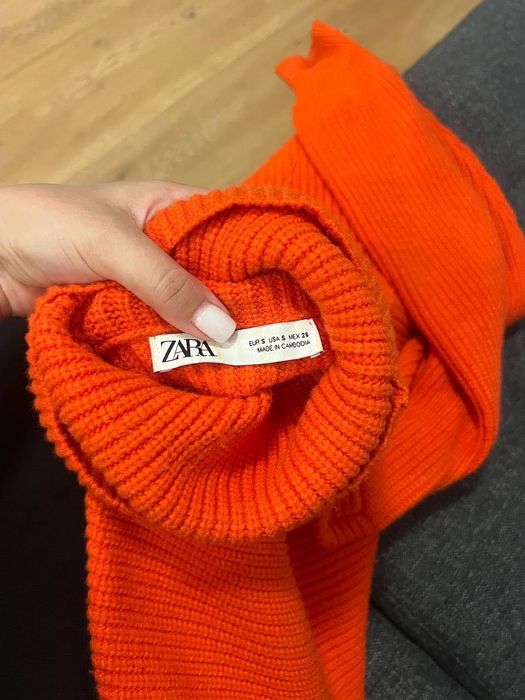 modny ciepły sweterek Zara