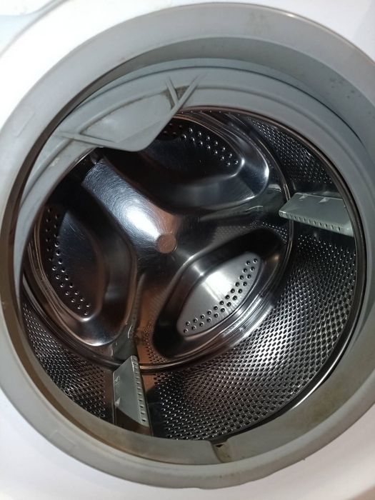 Продам пральну машину Ariston Hotpoint б/у