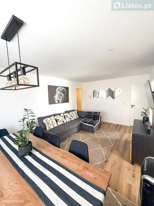 Apartamento T2 Santo António dos Cavaleiros