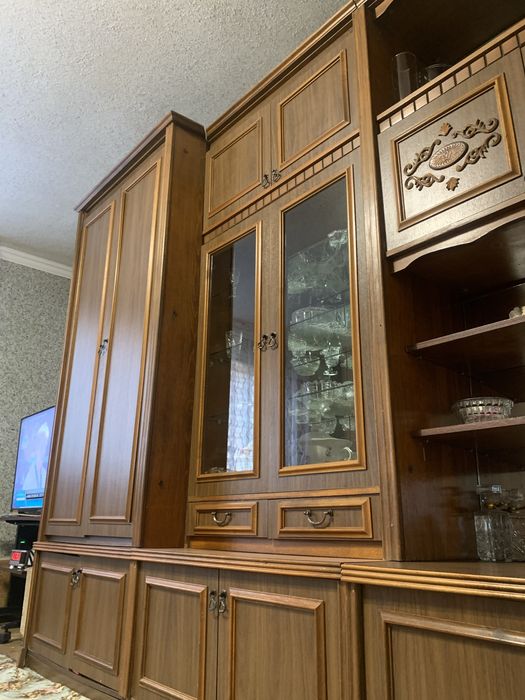 Гарнітур у вітальню у хорошому стані