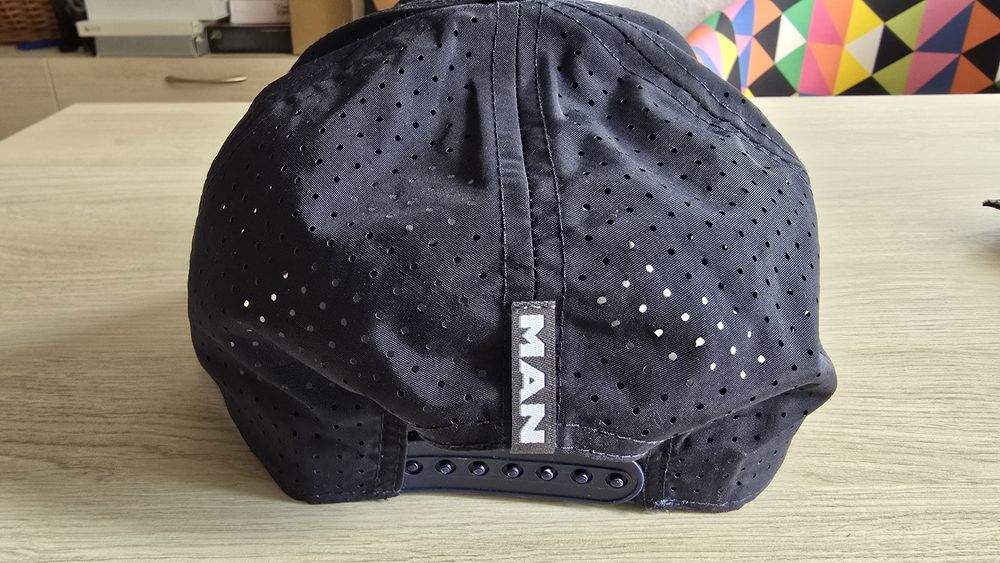 Czapka z daszkiem MAN