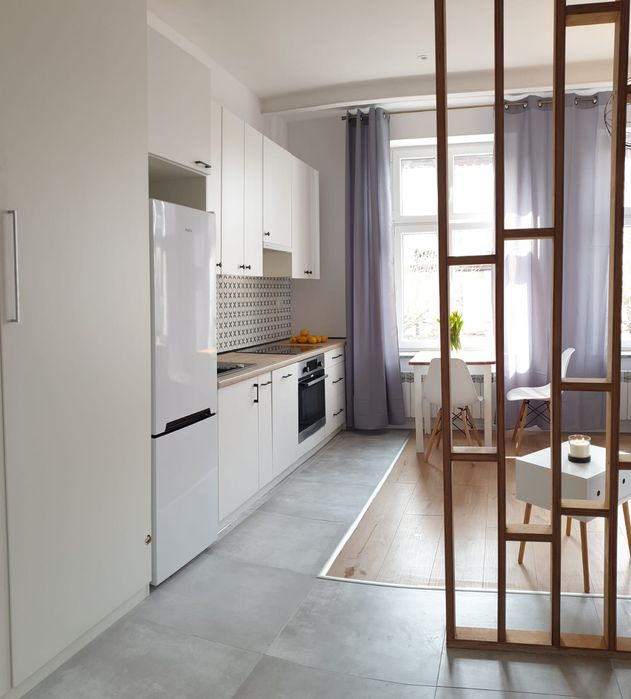Centrum. Klimatyczny apartament. Do wynajęcia od sierpnia