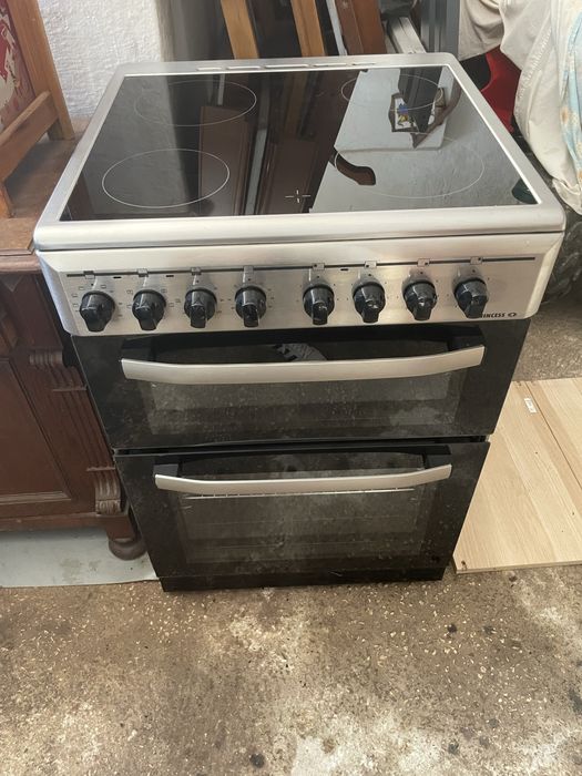 Forno elétrico com placa vitoceramica