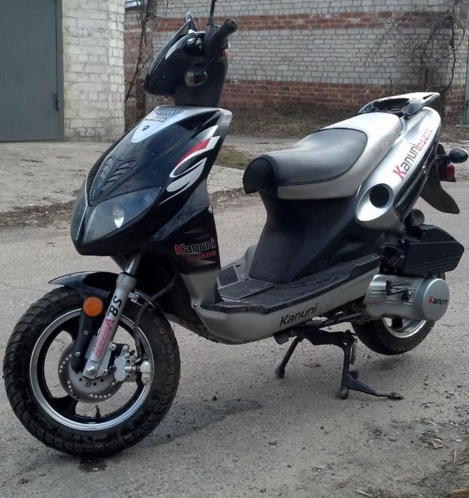 Мотороллер,скутер,мопед Кануни