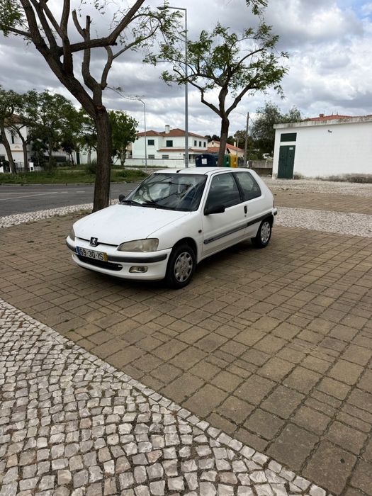 Pegeout 106 branco