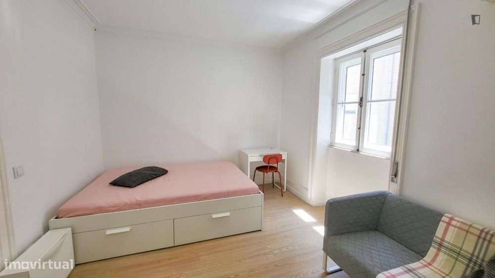 Quarto - localizado em Rio Tinto Porto