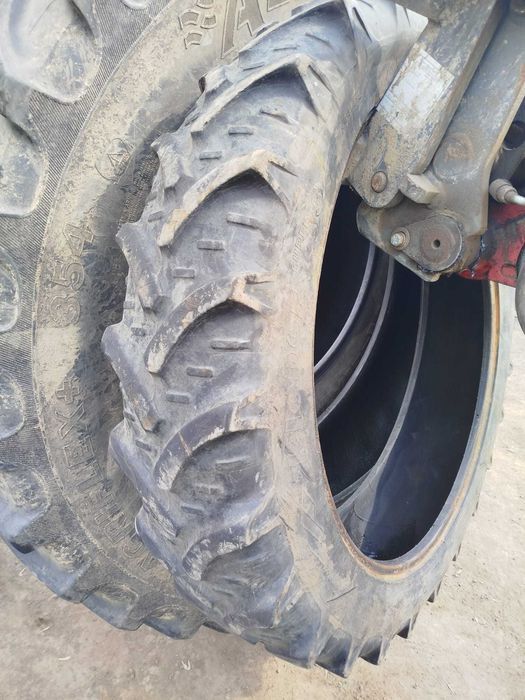 Opona rolnicza 270/95R38 i 11.2R38 Kleber