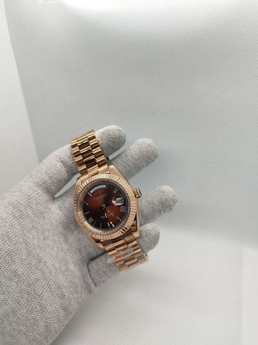 Seiko MOD DayDate Chocolate