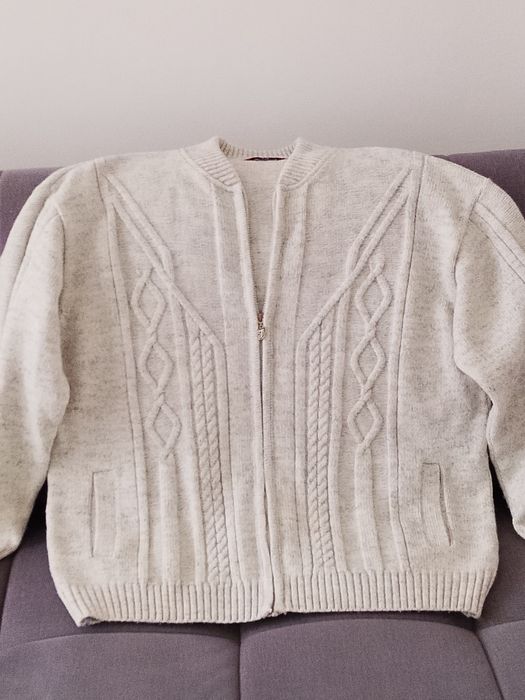 Ciepły sweter męski