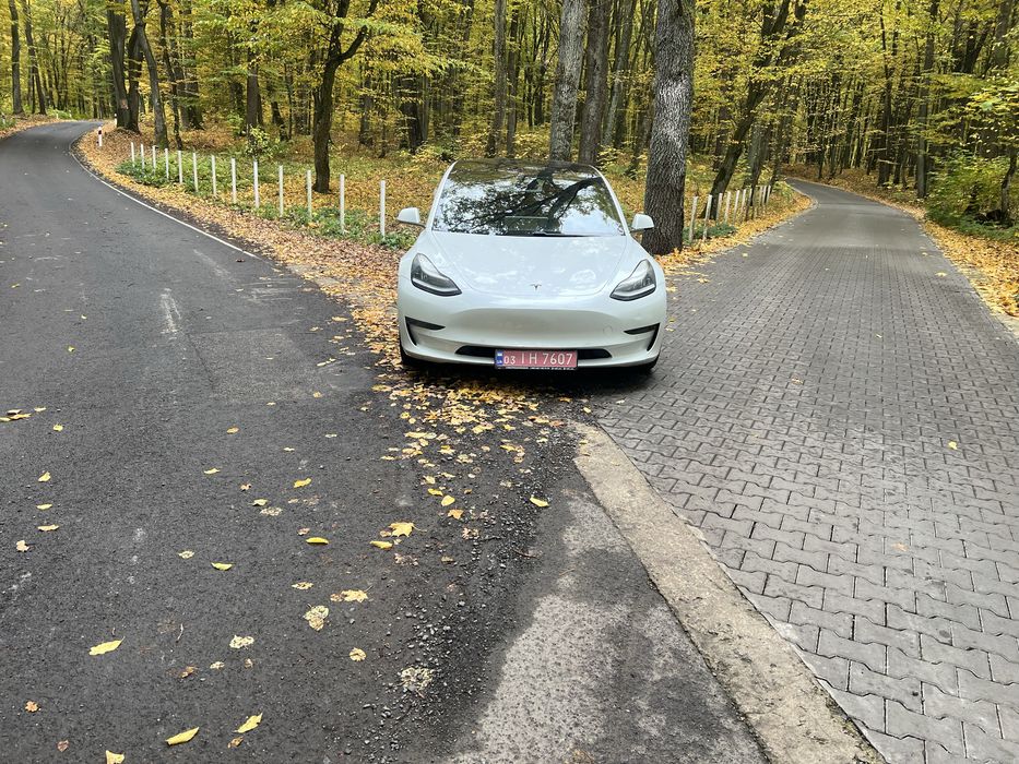 Tesla Model 3 2018