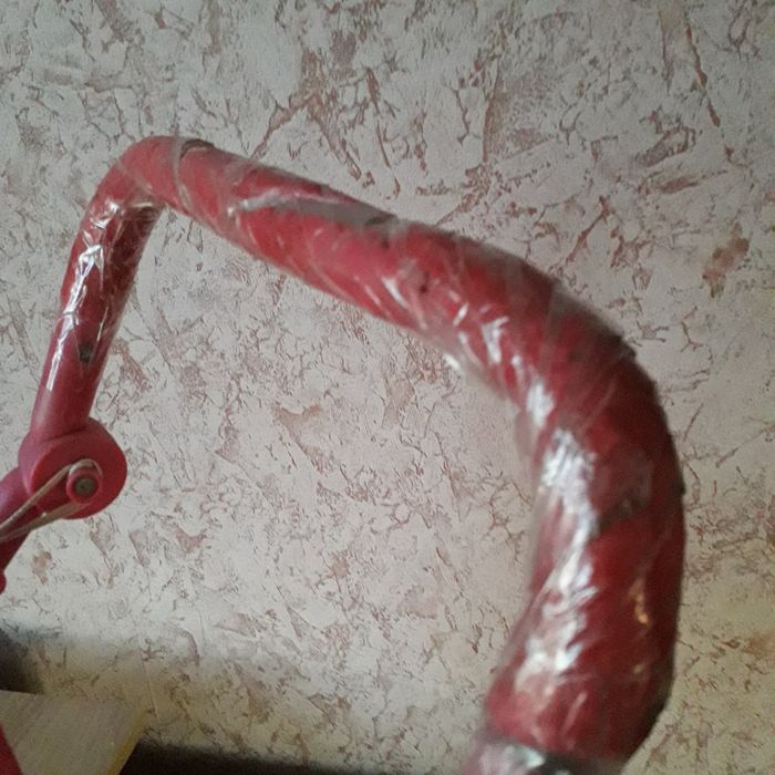 Коляска детская, игрушка.