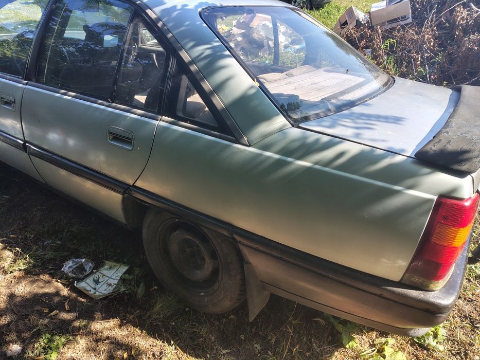 Opel Omega 1989 ОБМЕН предлагайте