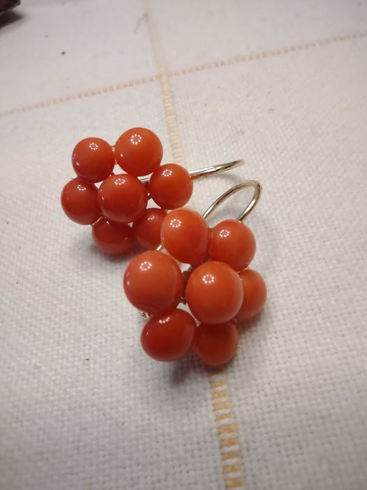 Złoto 750 kolczyki koral piękne