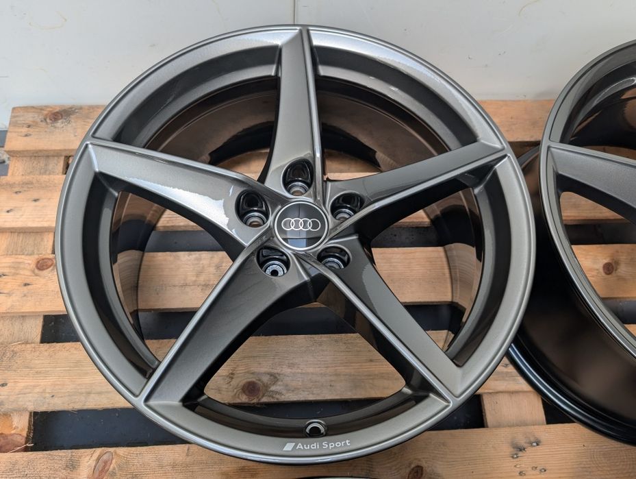Oryginalne felgi Audi 18" 5x112 8W0 A5 S5 A4 B9 Sline 8.5J ET29
