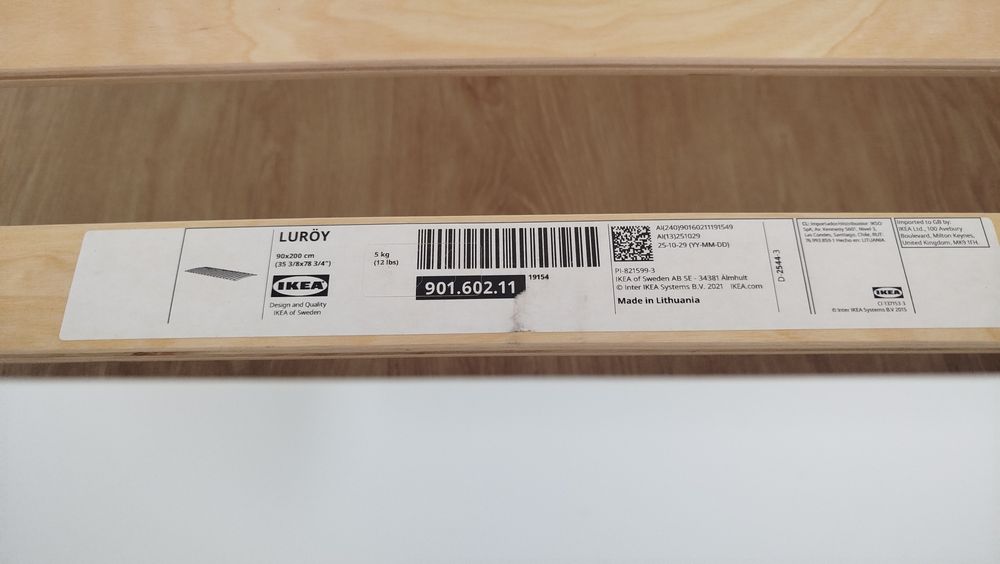 Cama IKEA com estrado