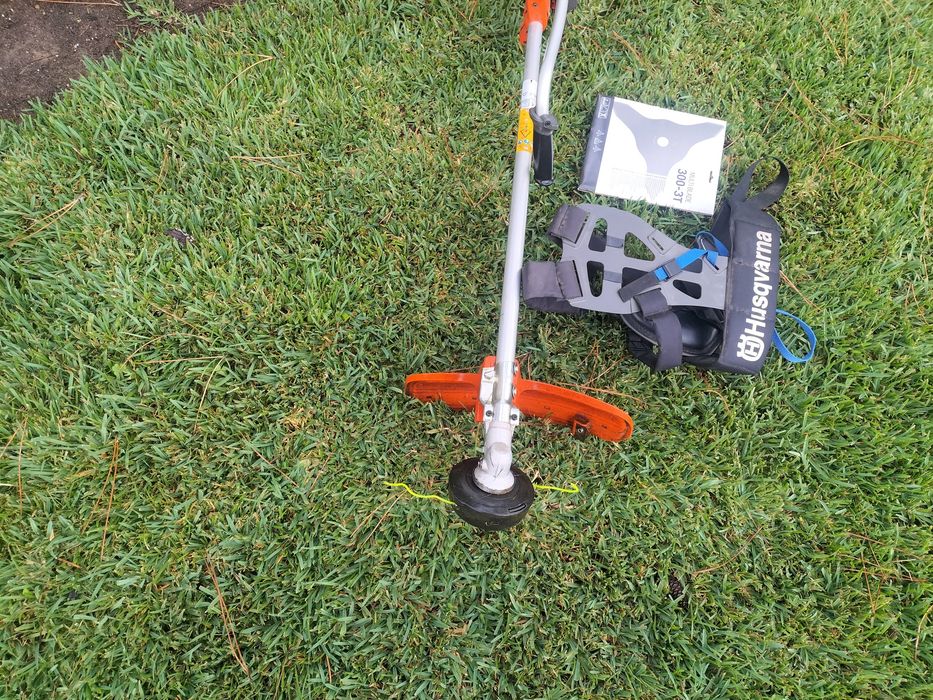 Roçadeira profissional Husqvarna
