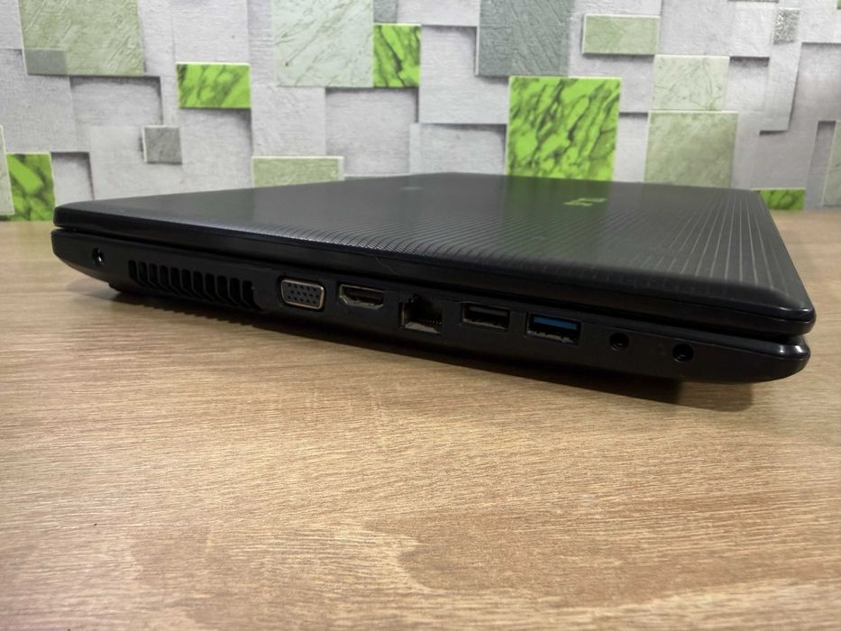 Ноутбук Asus X55A (X55A-SX101H)