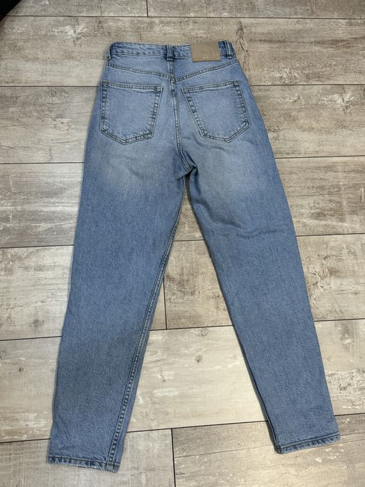 Calças de ganga Mom slim Bershka tam. 34