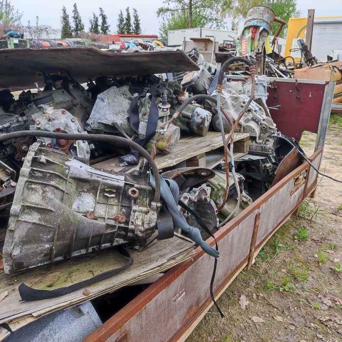 Mercedes 126 190 silnik benzynowy skrzynia biegów