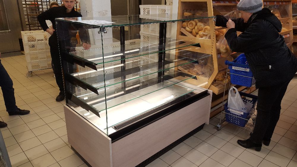 Lada Witryna Cukiernicza ARIA 1,4  Chłodnicza - od Ręki