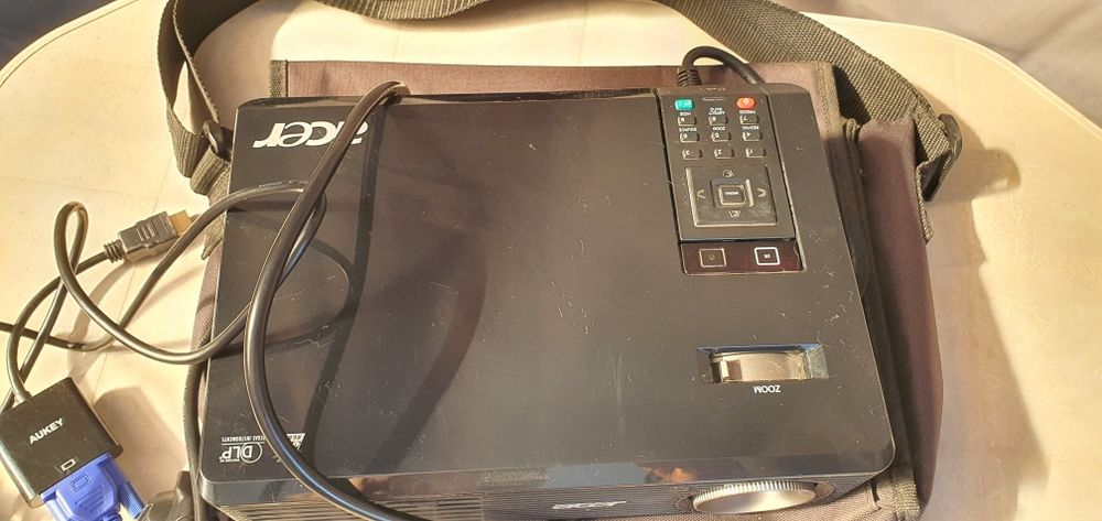 Projektor    Acer